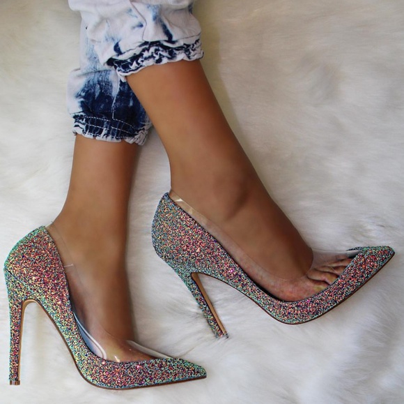 Last Size 6 🖤👠Glitter Encrusted Clear Panel Heel - Picture 8 of 8